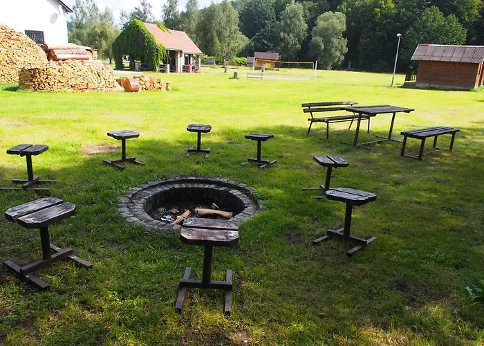 Fox Cesky Krumlov Kamp alanı Kájov