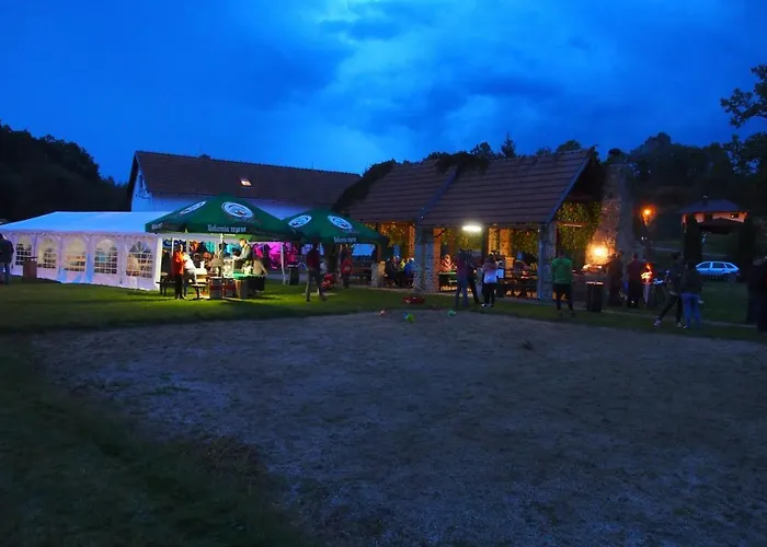 Fox Cesky Krumlov Camping